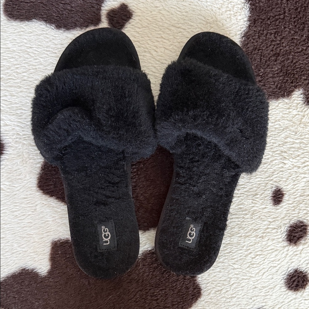 UGG Women's Cozy Black Furry Slippers